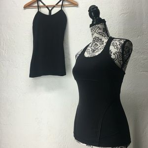 Bundle of lululemon tanks